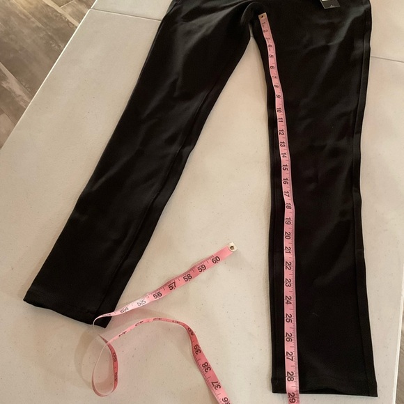 NWT Tommy Hilfiger Knit Jeans Black Basic Stretch Pants Leggings Women’s Size 4 - Picture 7 of 12